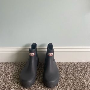 COPY - Hunter Chelsea Boot. Size 9